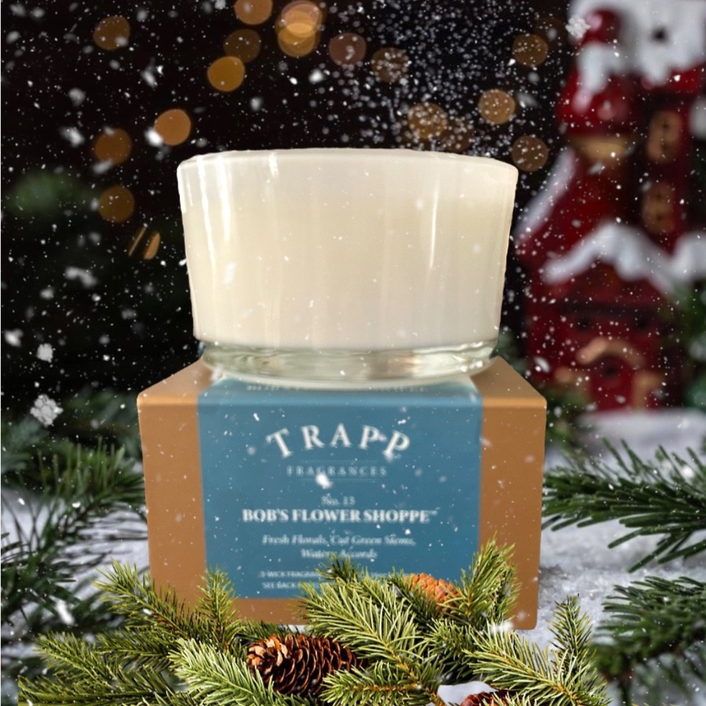 TRAPP FRAGRANCES No. 13 Bob's Flower Shoppe 16 oz. 3-Wick Candle ๐๐ - Picture 2 of 6
